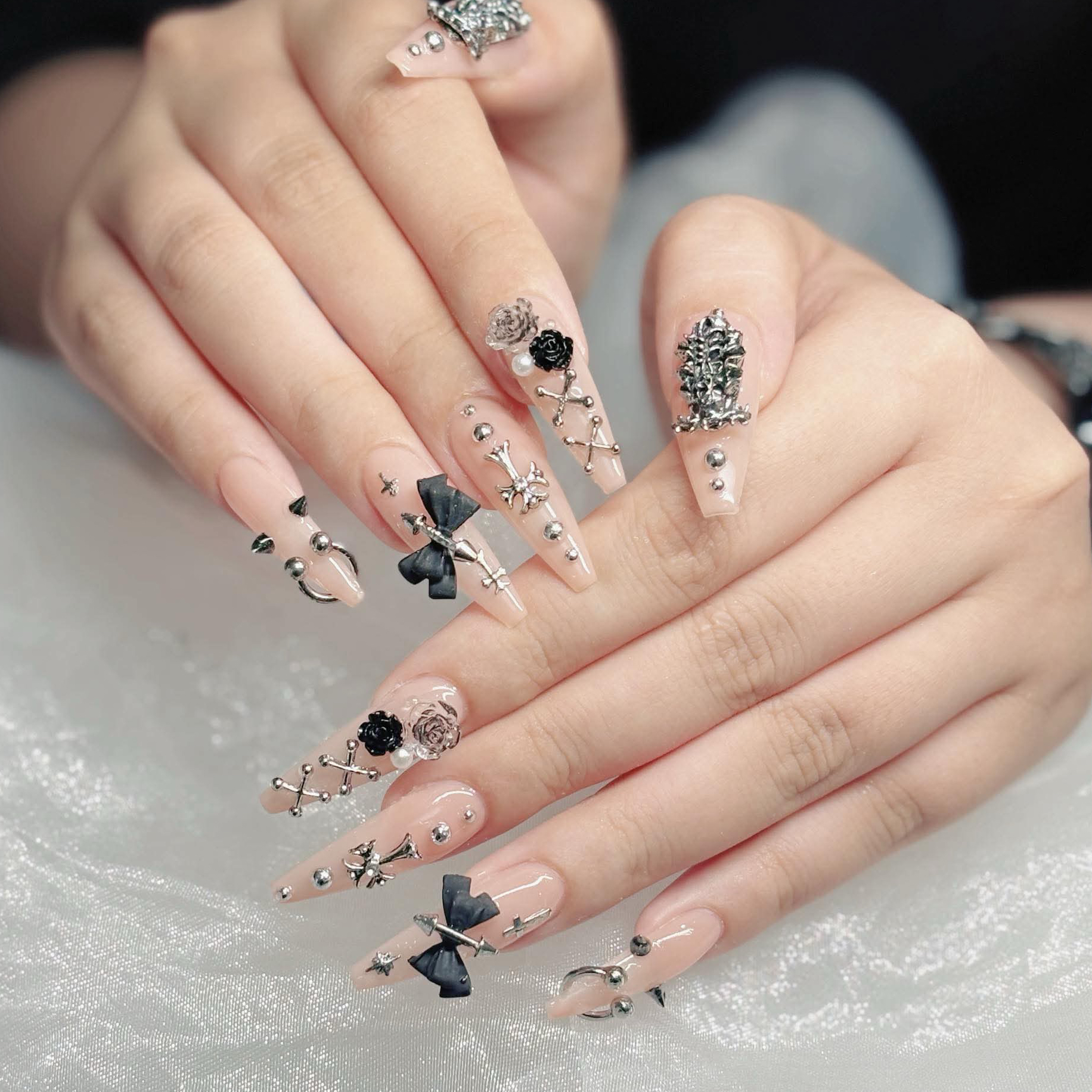 Zunie_hani_nail