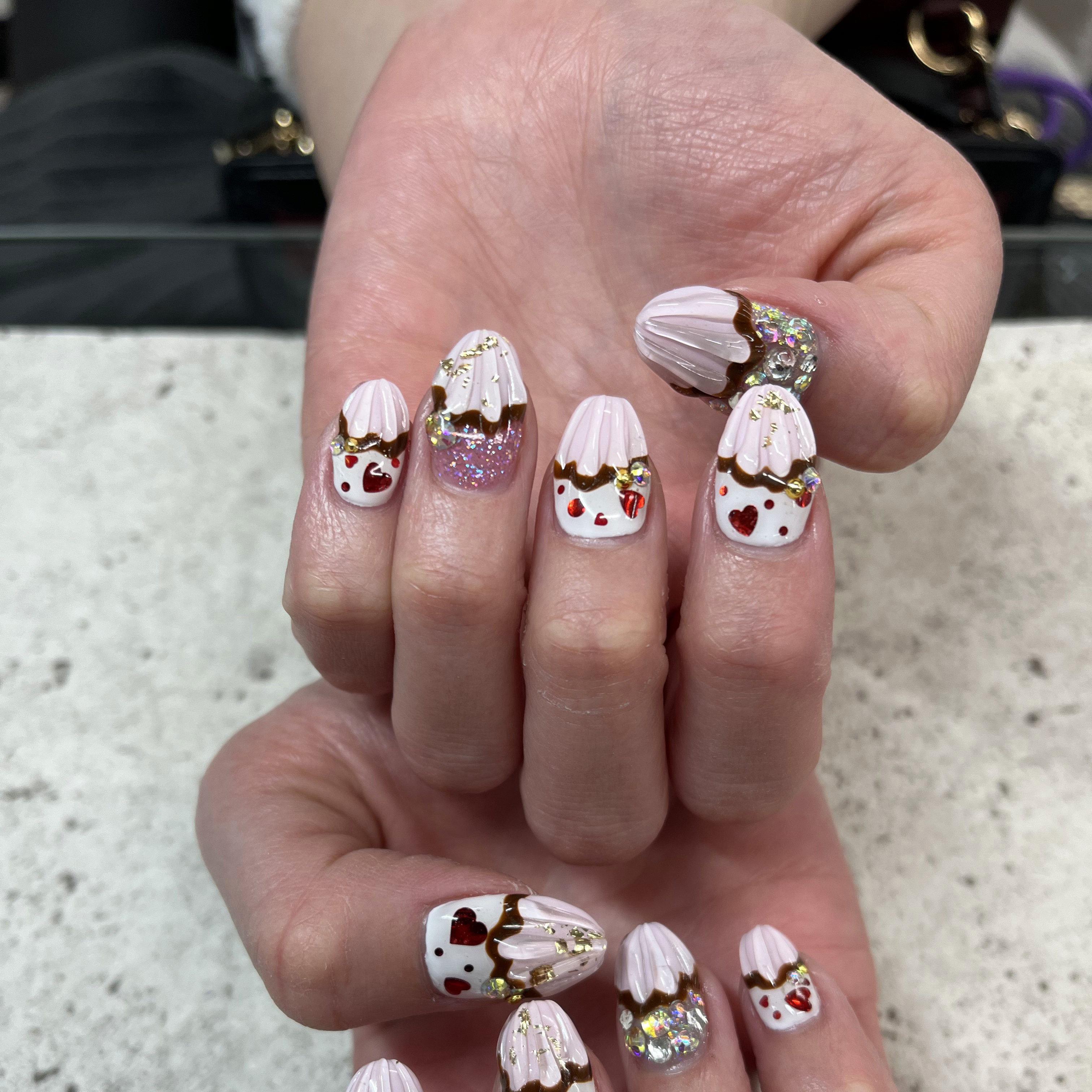 NAIL_7