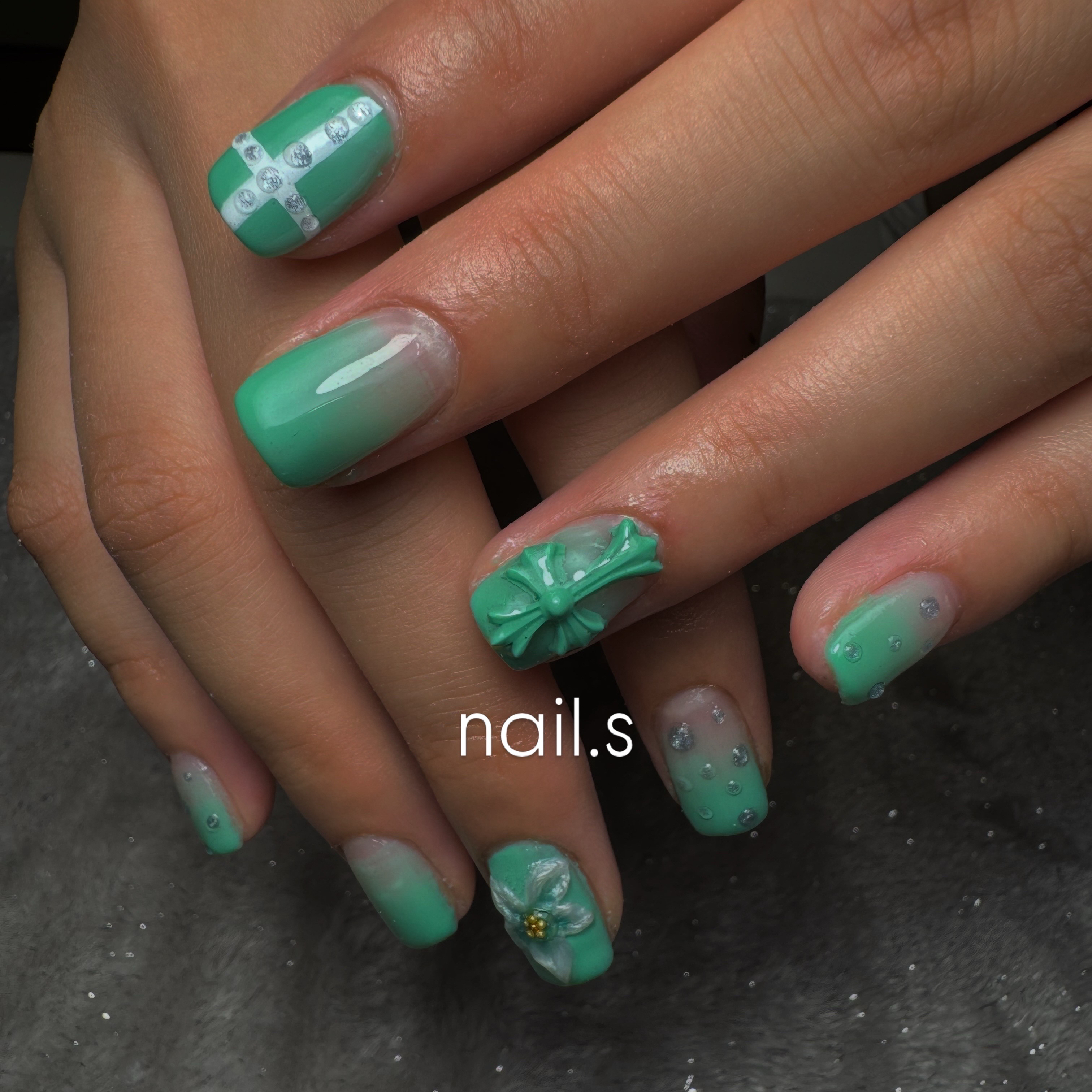 nail.s