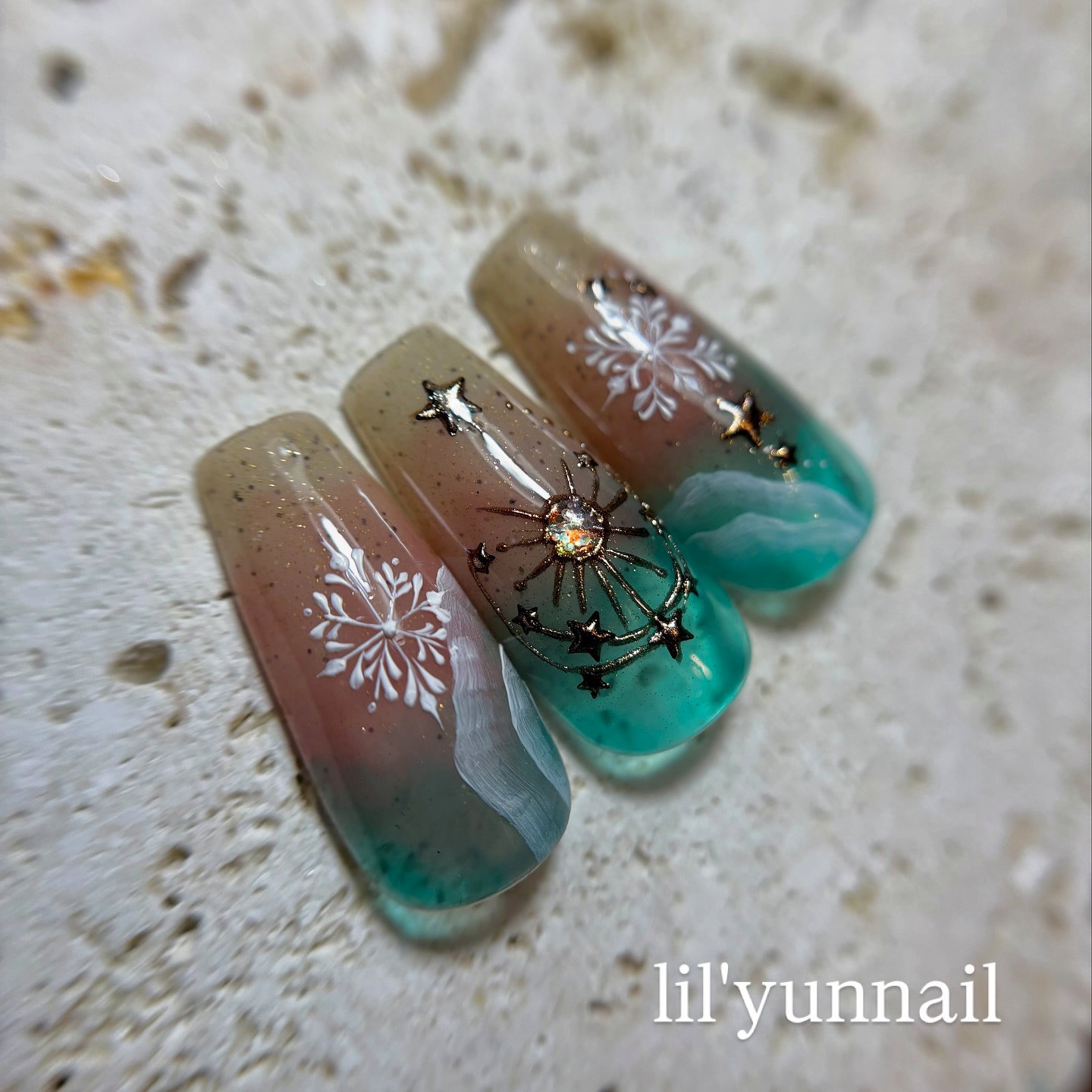 lil.yun.nail