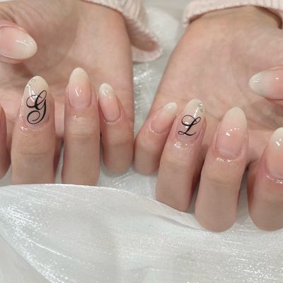 さりげなく可愛さが足せる🎀【持ち込み2本デザイン】