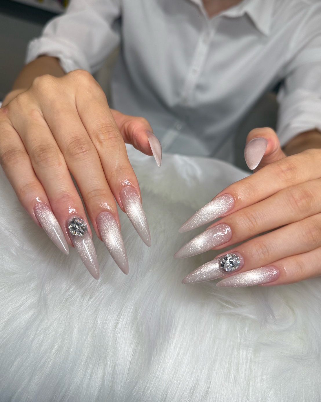 Min_Nail04