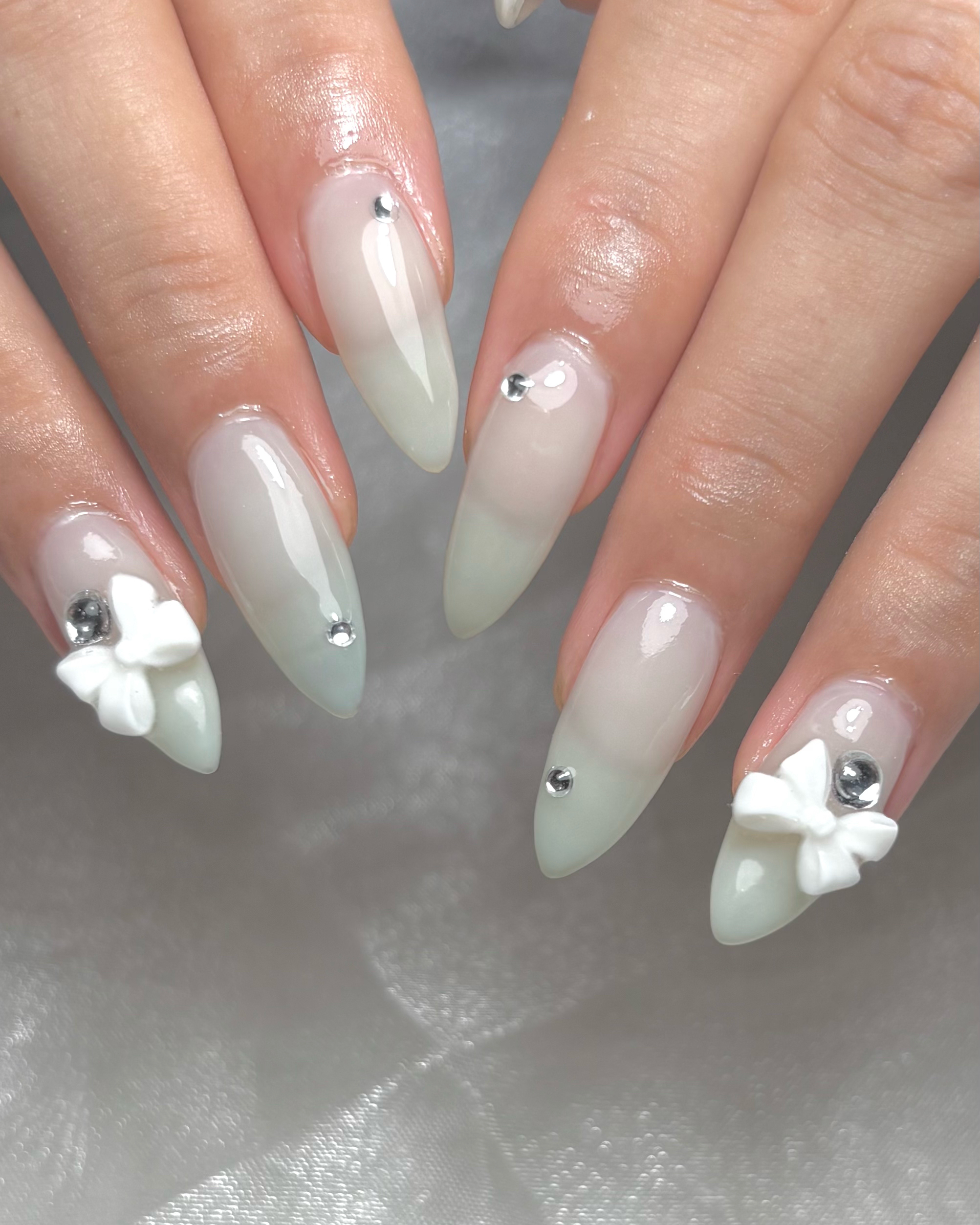 anela__613