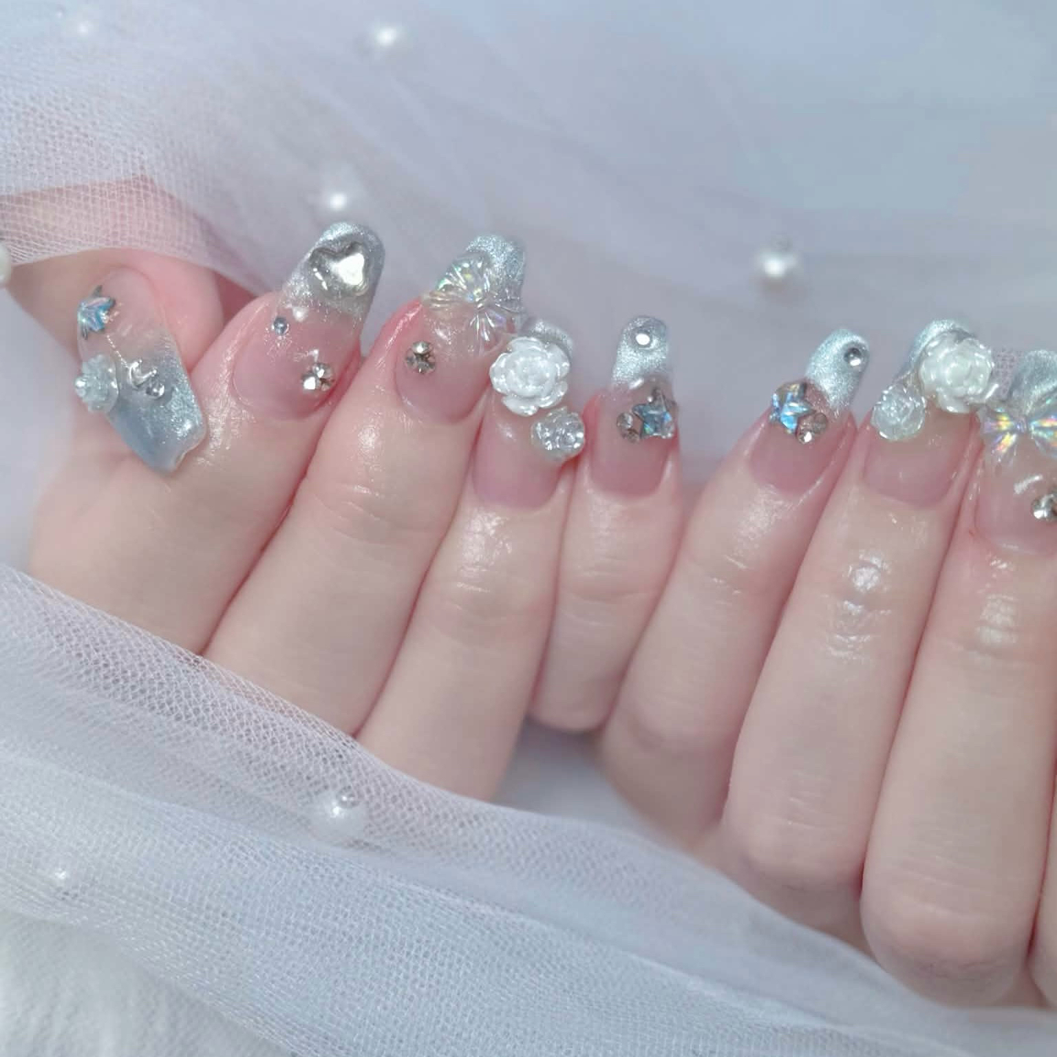 Aurora_nail