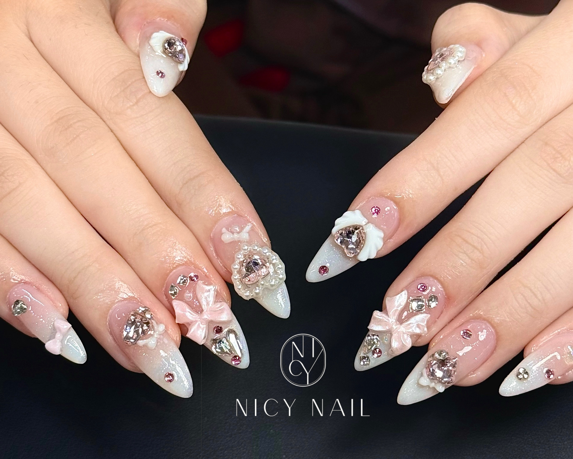 Anna_Nicy