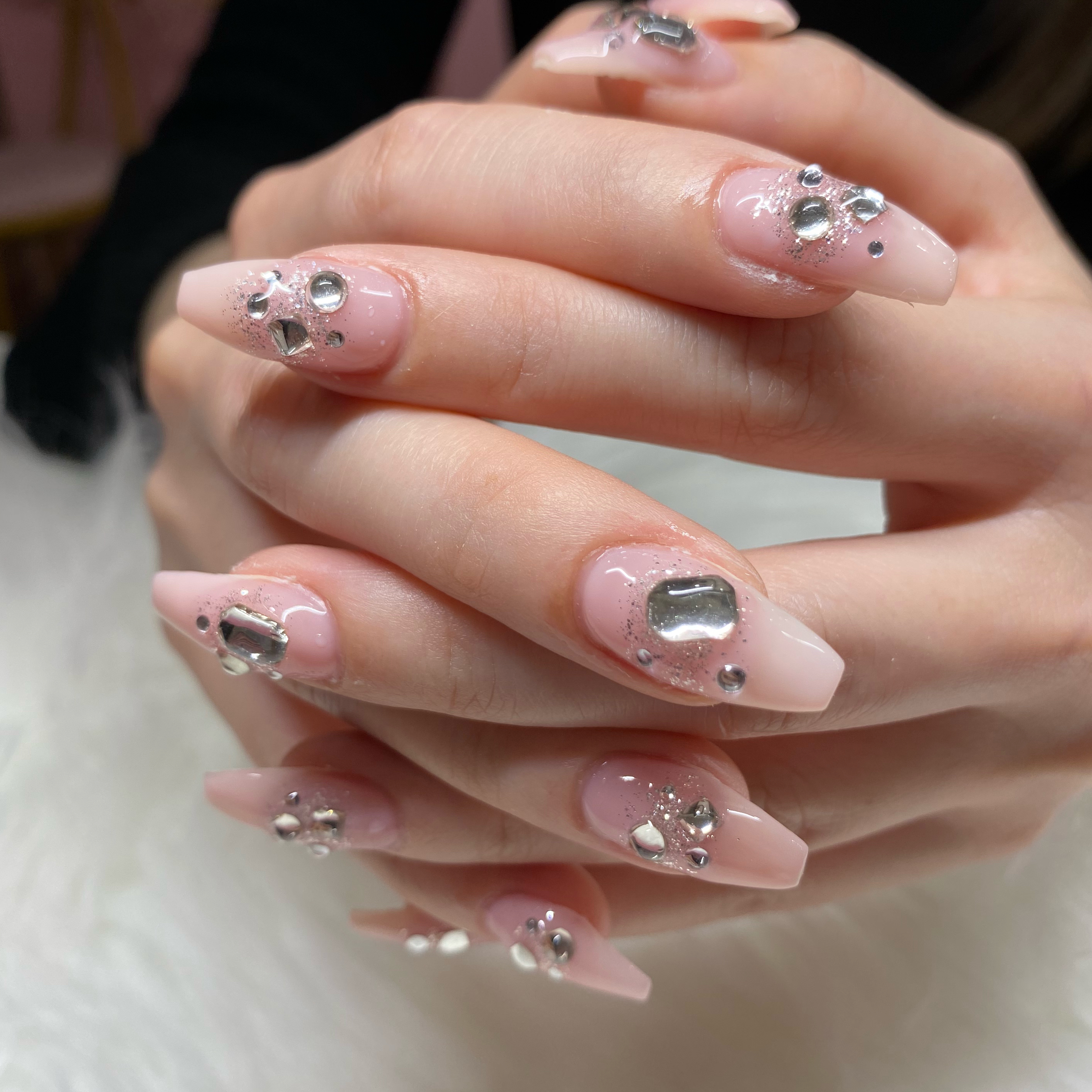 nnka.nail