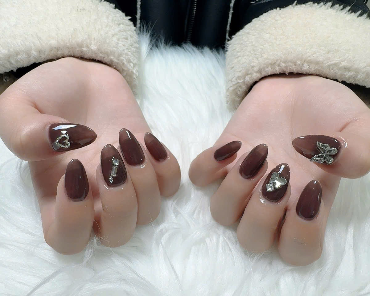 YM_nail