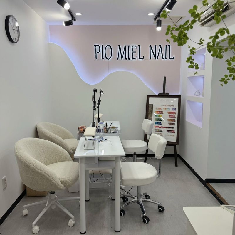pio miel nail shinjuku
