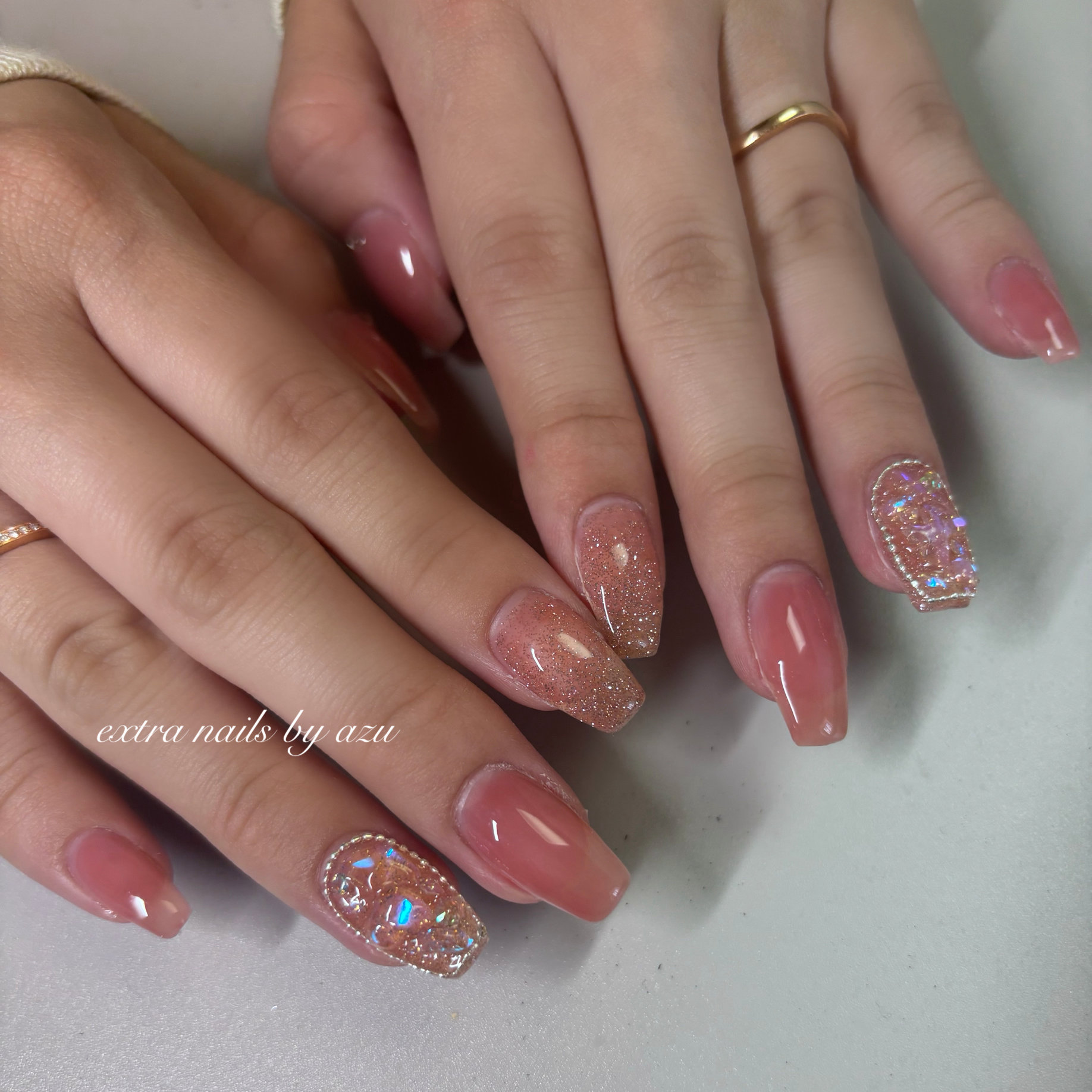 extra_nails_azu