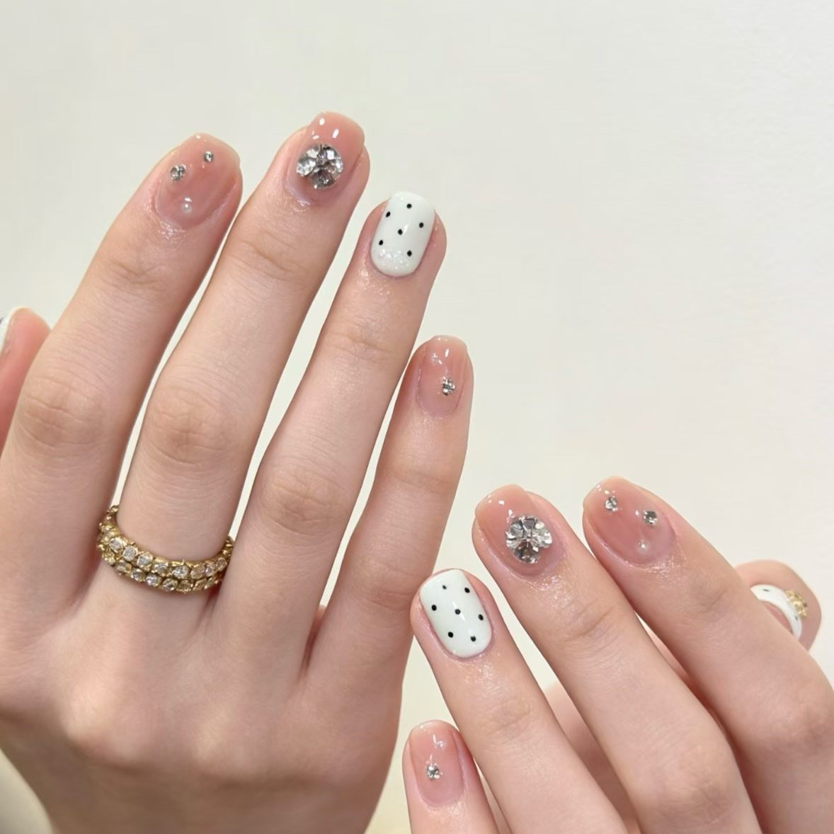 Nanaoto__salon