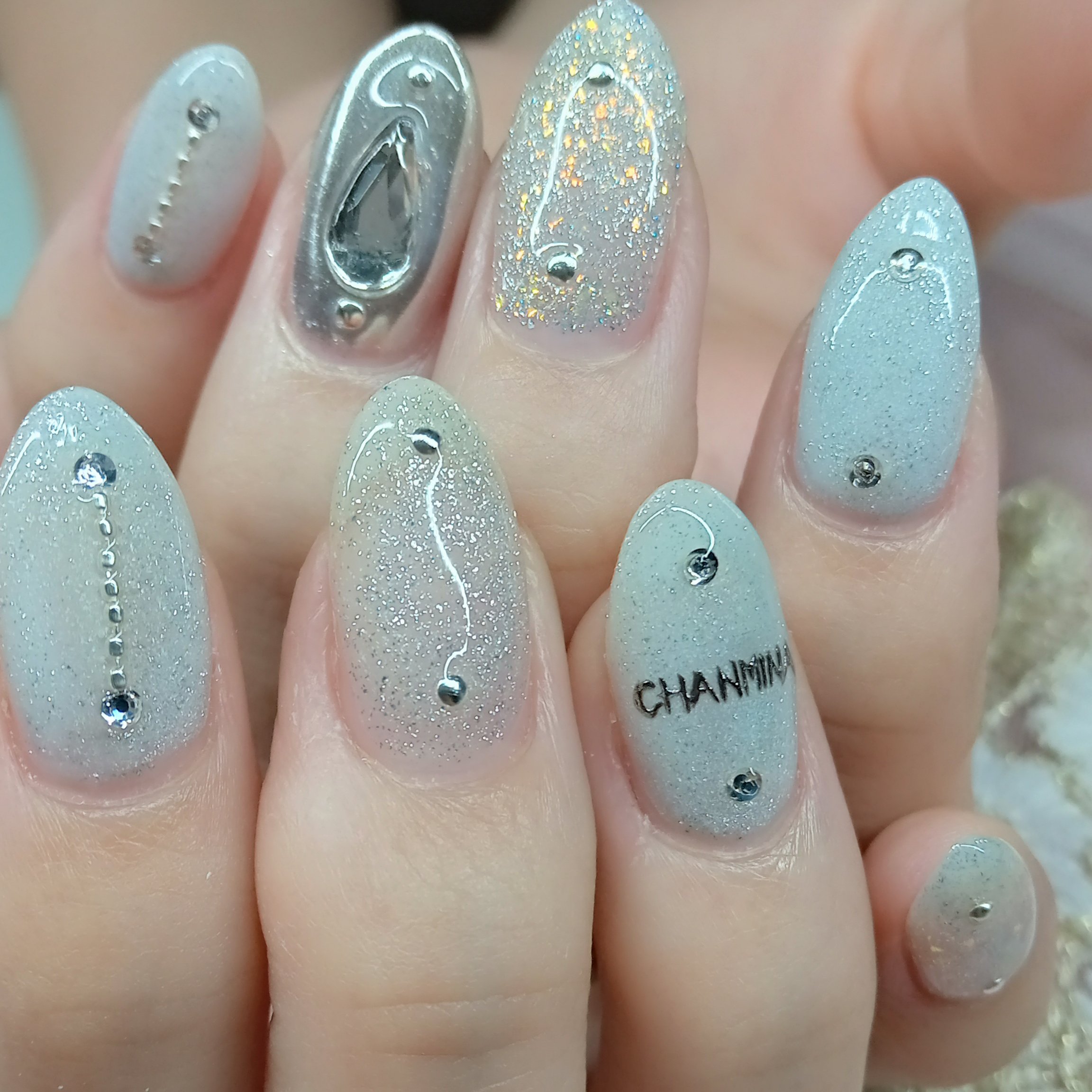 la_nail_TIERRA