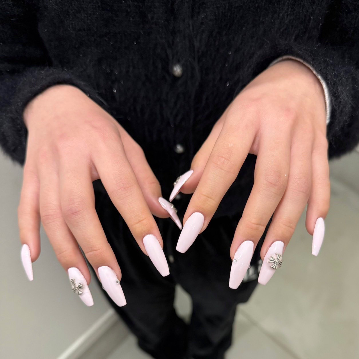 M_nail.