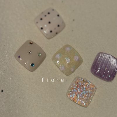〔foot〕2art(他1color or magnet)