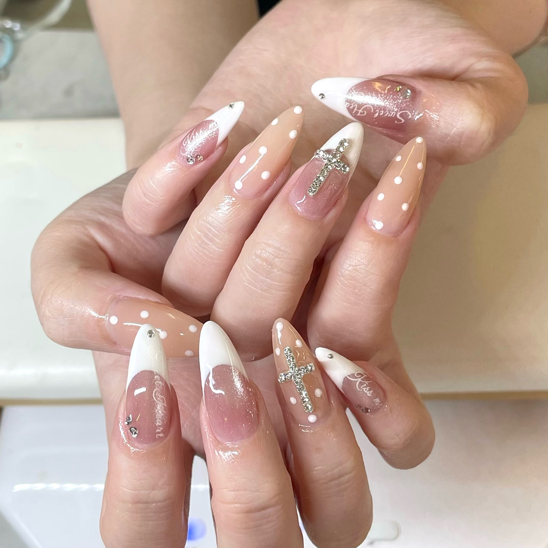 nailAn