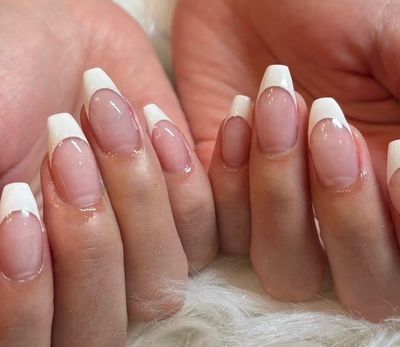 フレンチネイル⭐️（初回オフ無料）