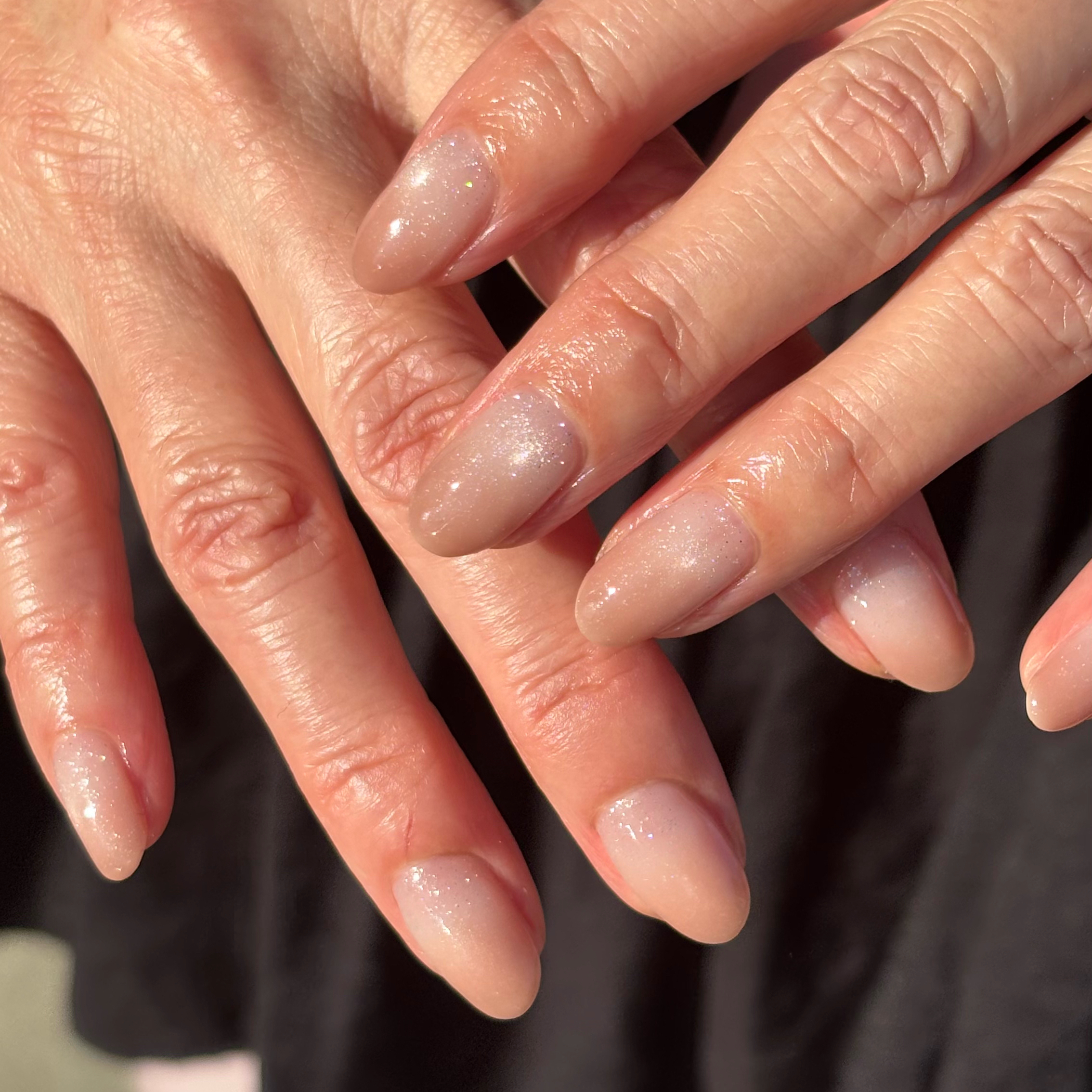 ave__nail
