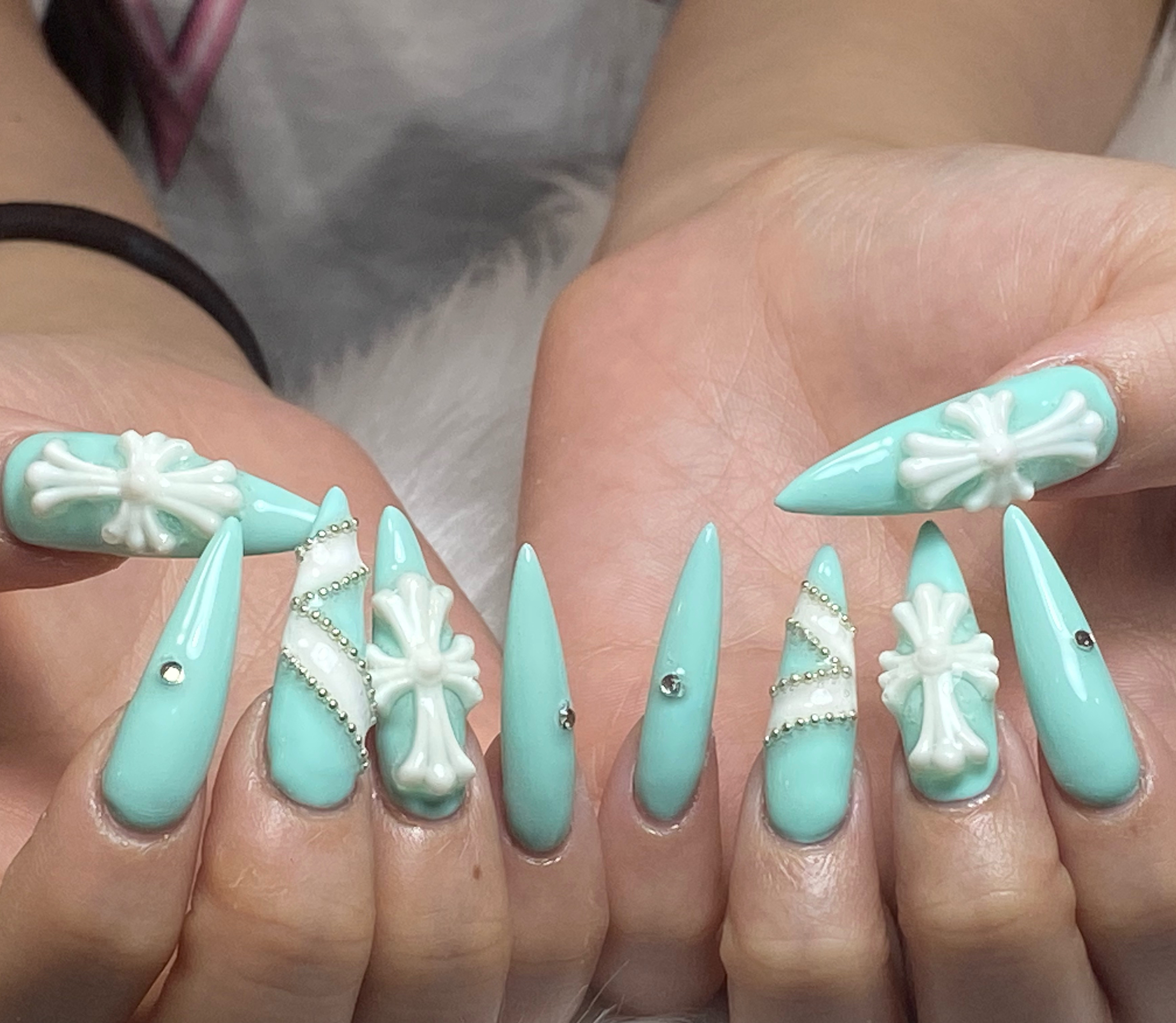 rena_reinails