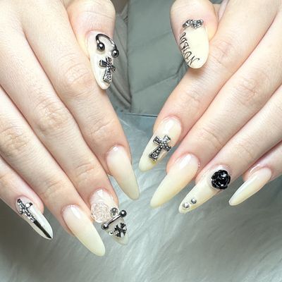 [ハンドネイル]持ち込みデザイン＋やり放題100分