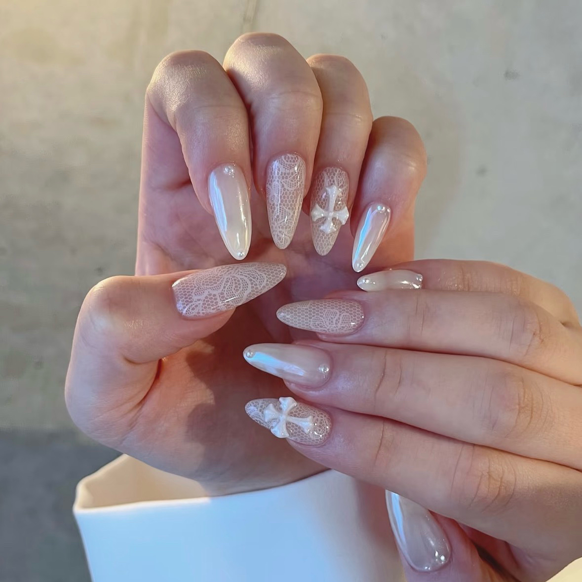 M_nails