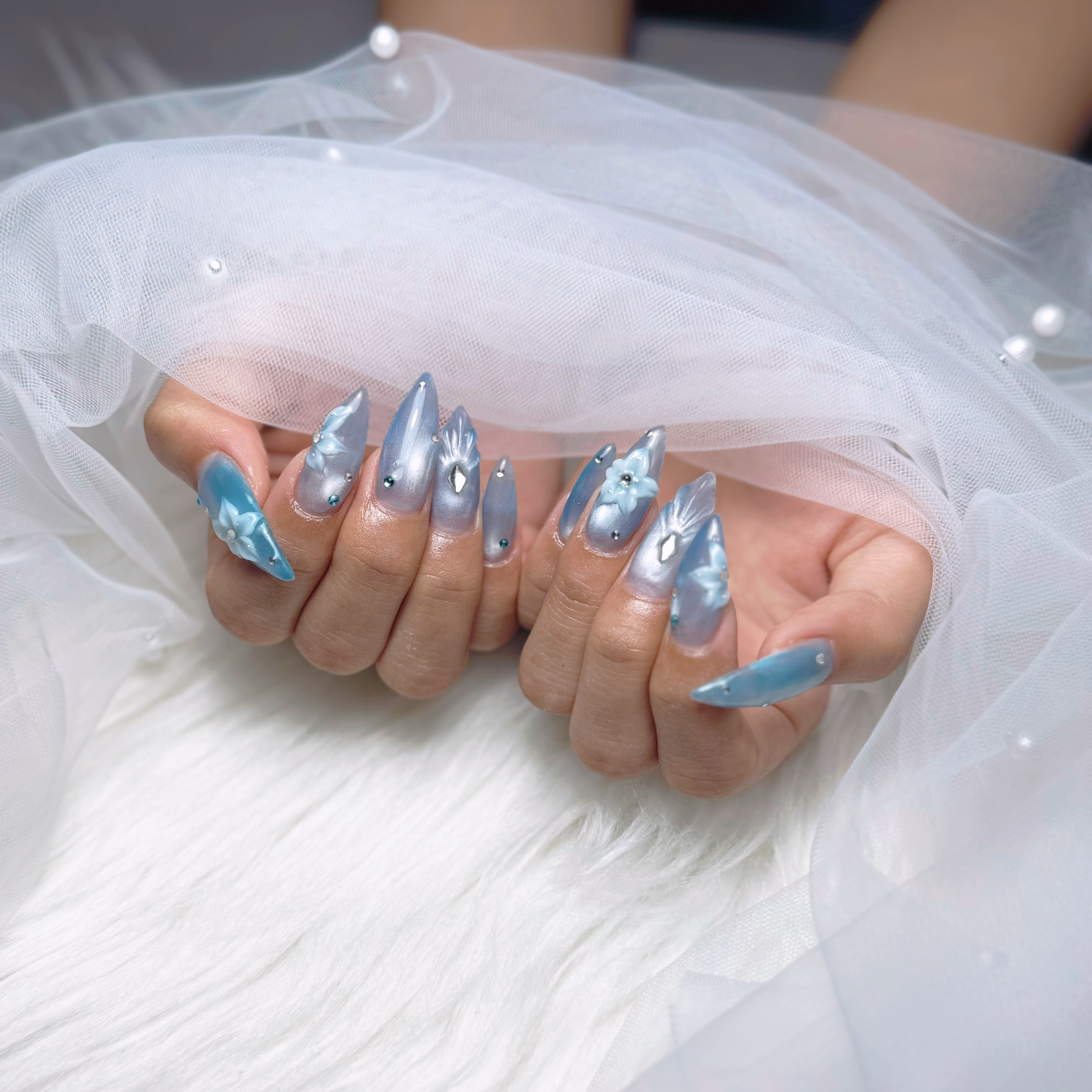 kr_nail