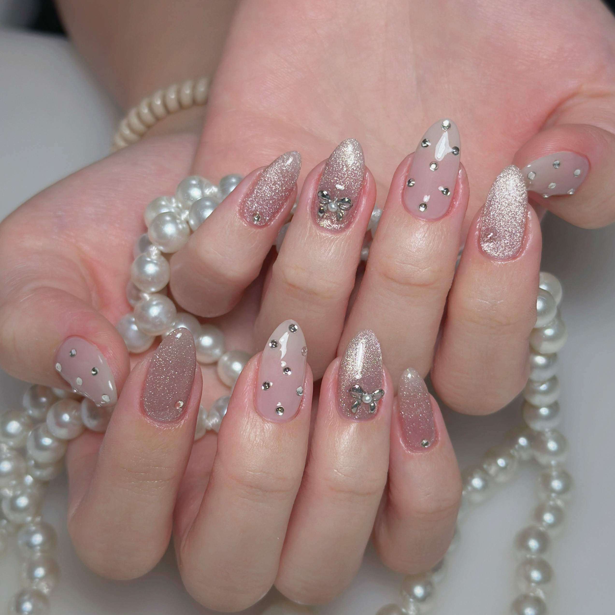 thumbs.up.nail