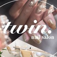 twin.nail