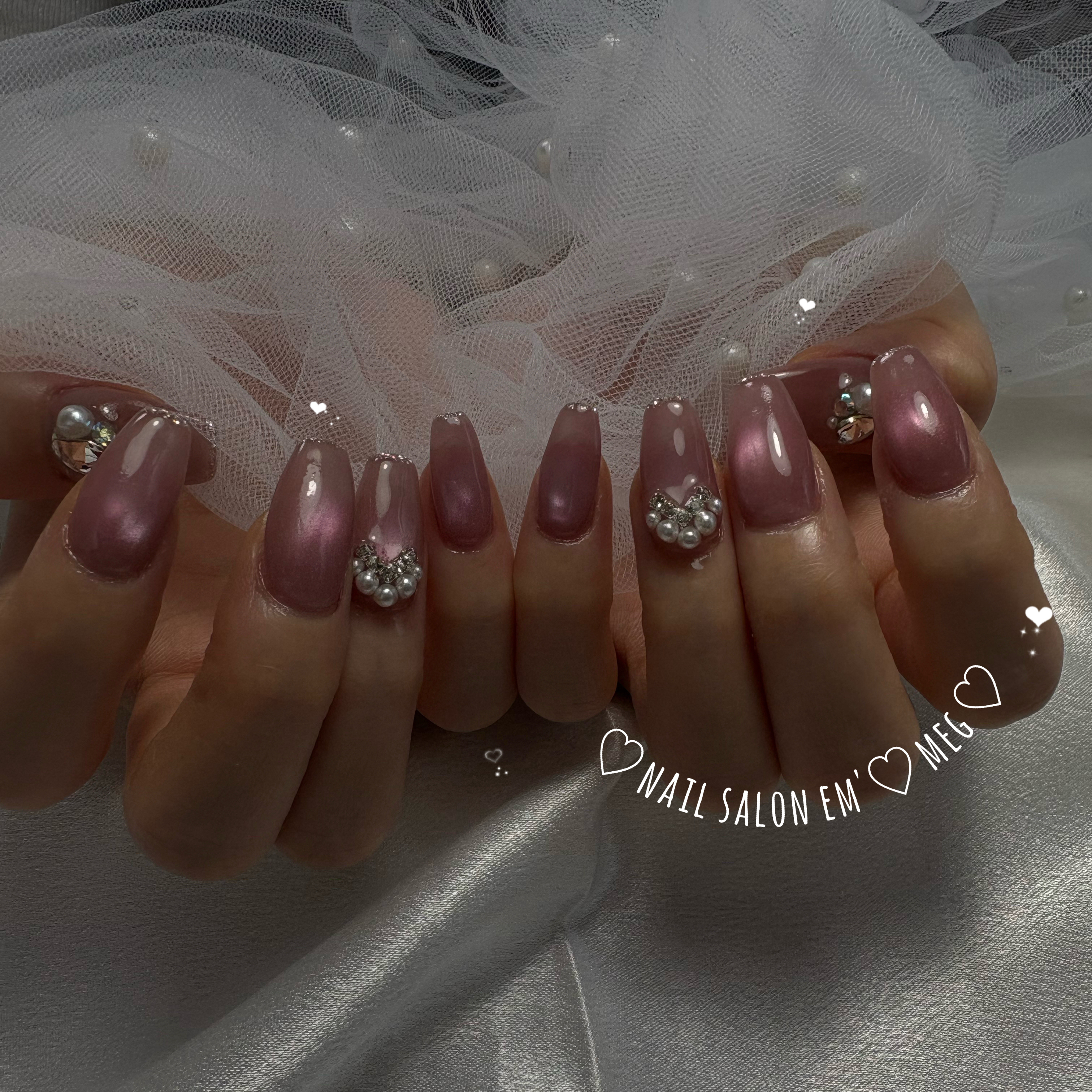 nailsalon_em.meg