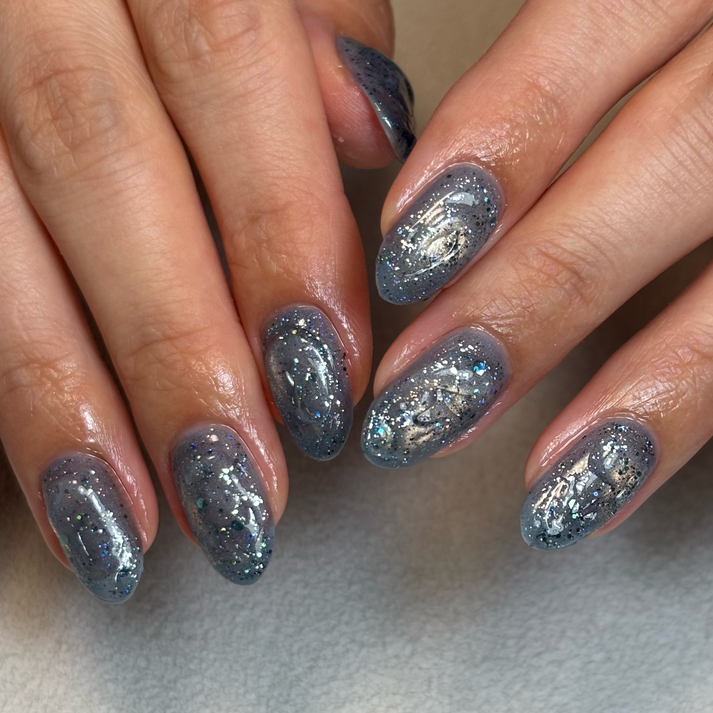ave__nail