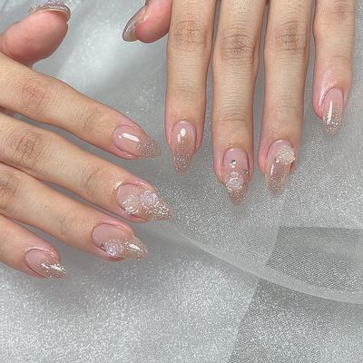 お持ち込みデザイン(パーツ両手で4本まで)
