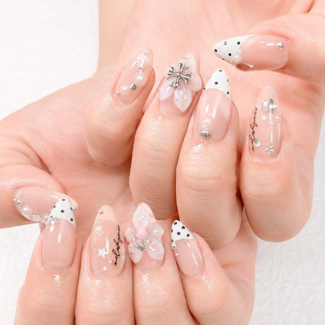 mory_y_nail