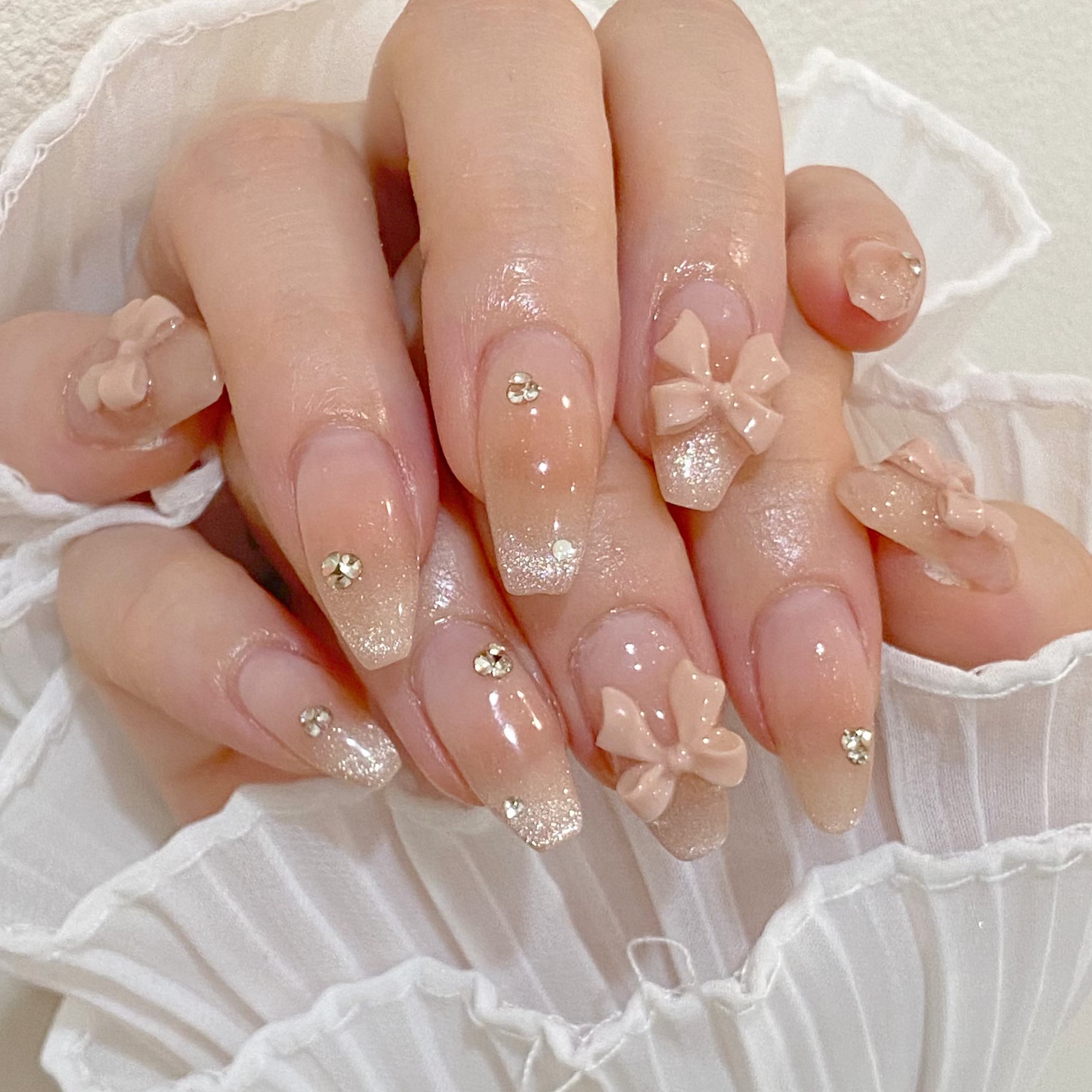 Lim_nail.aya