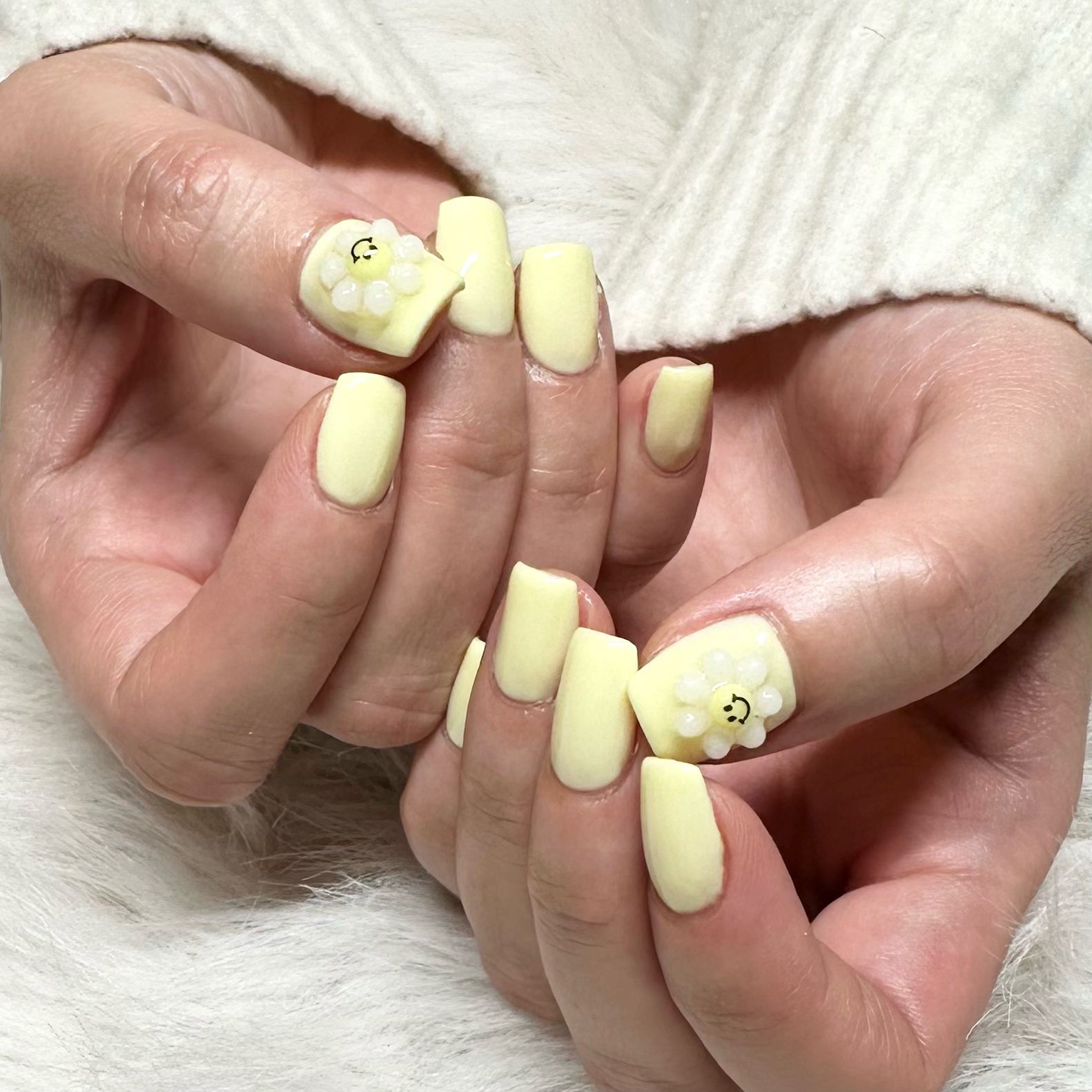 B_lashnail