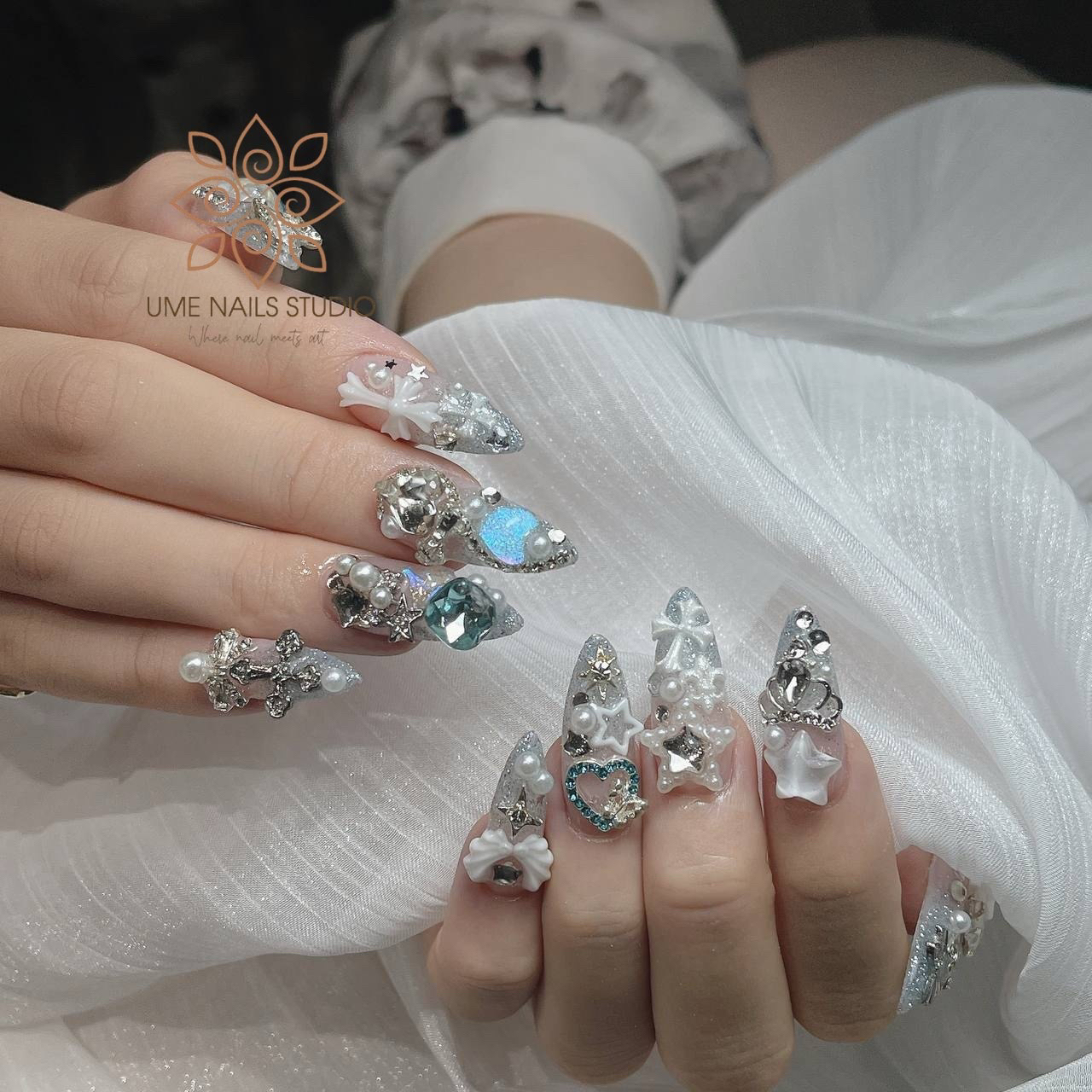Akina_nail_ume