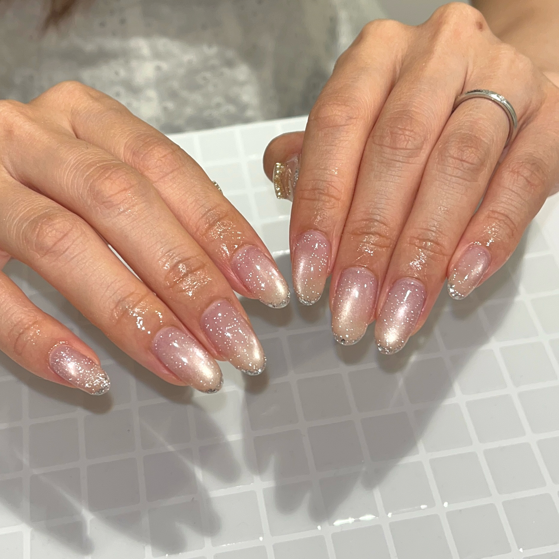 nail_8llna