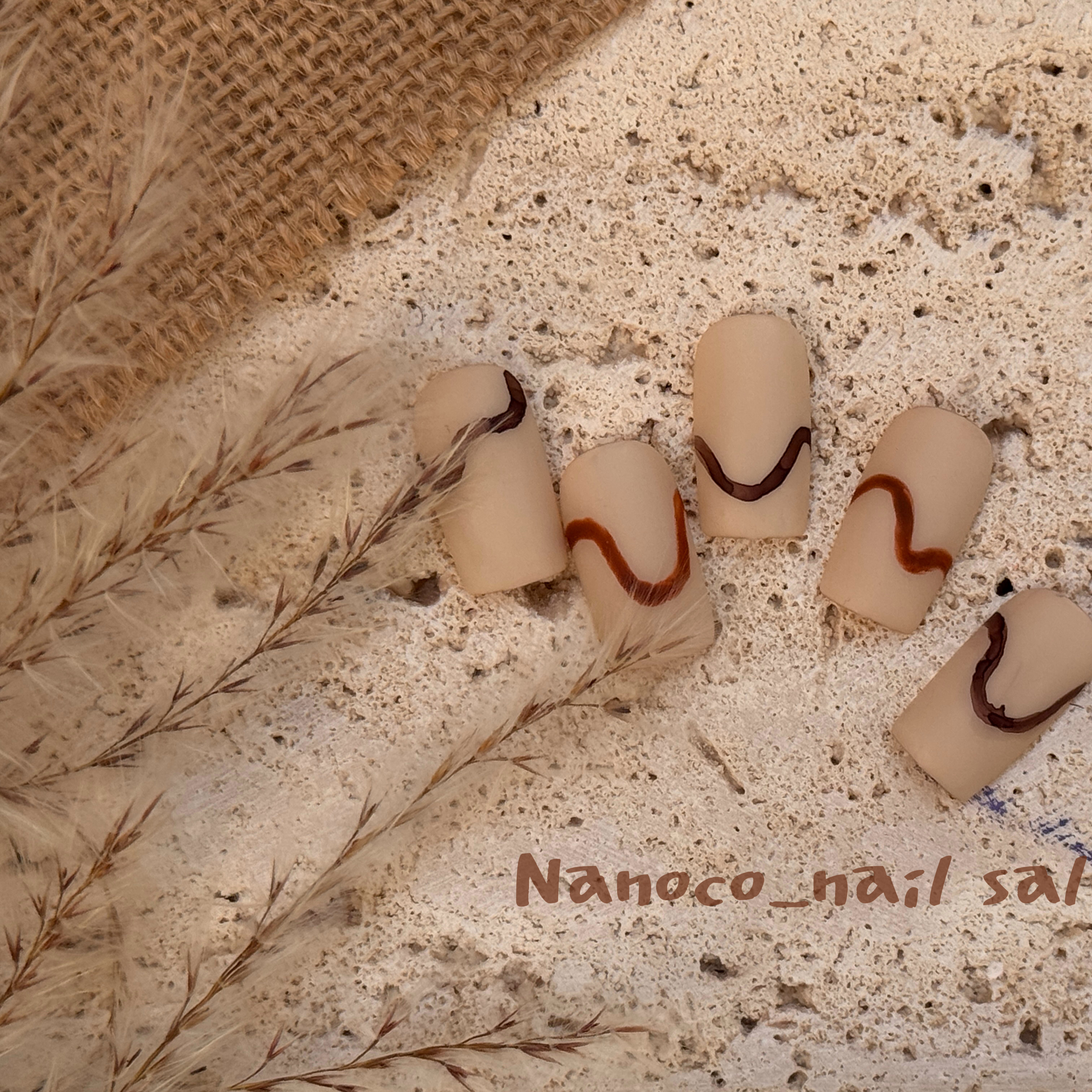nanoco_nail