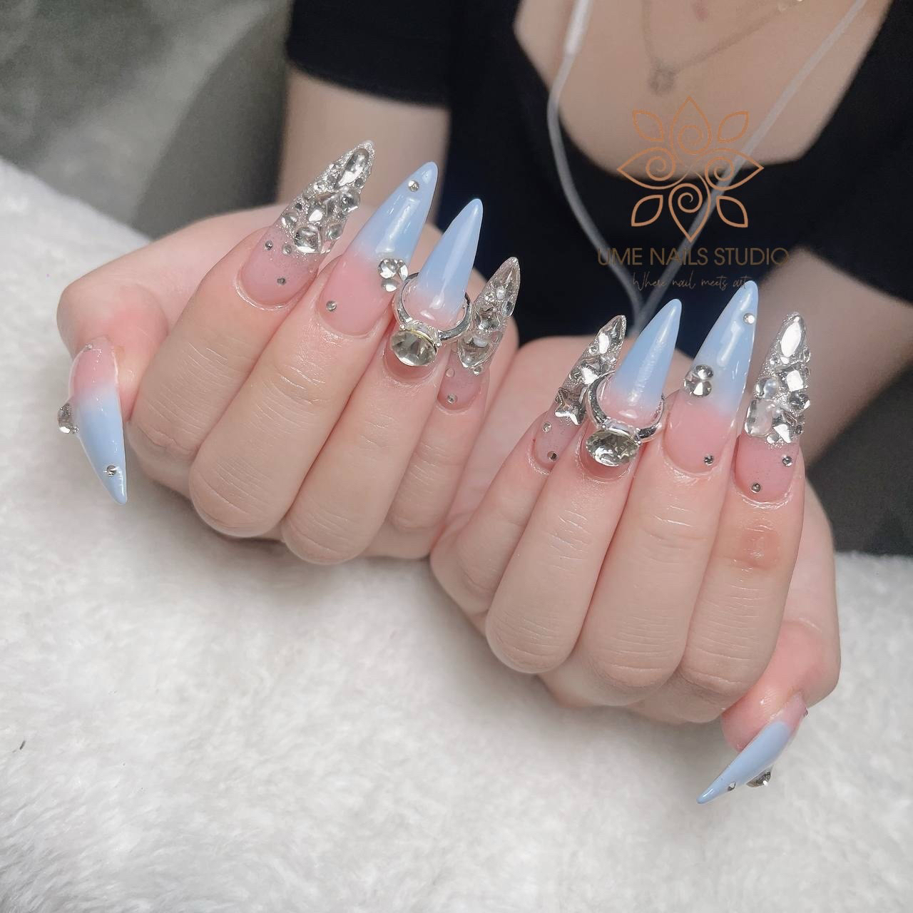 Akina_nail_ume