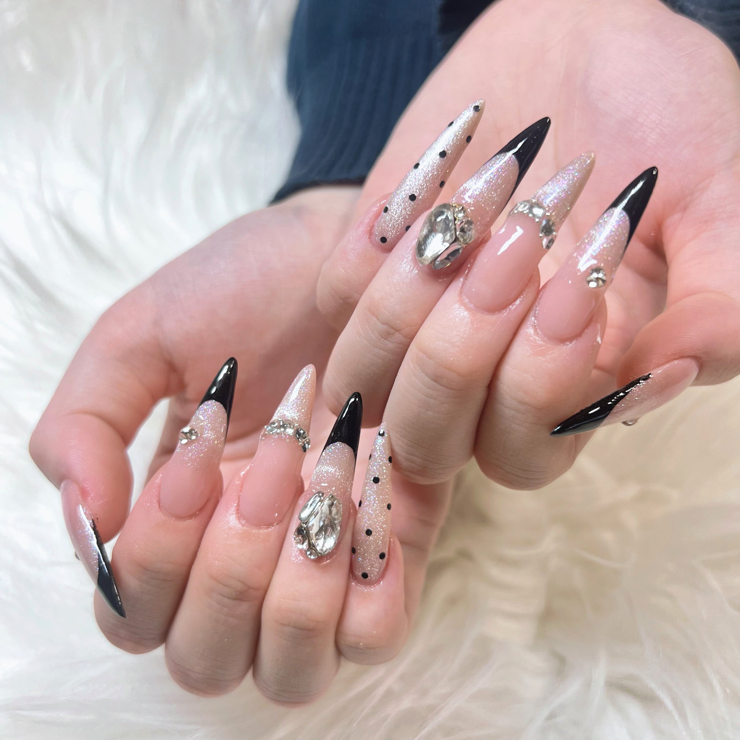 MOMO_NAIL.357