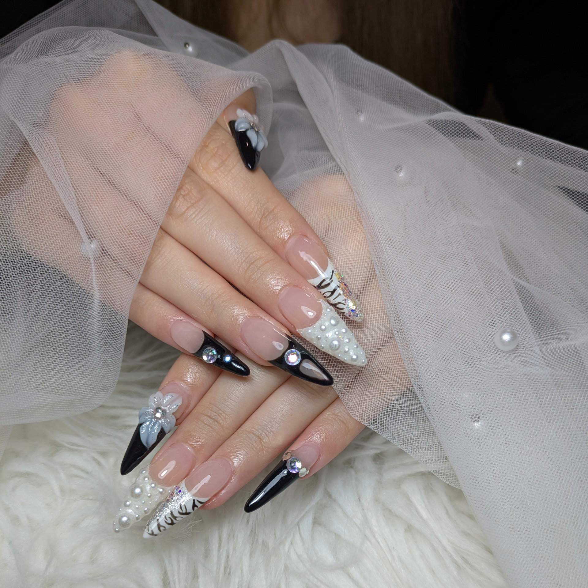 Queen_Nail_yuki