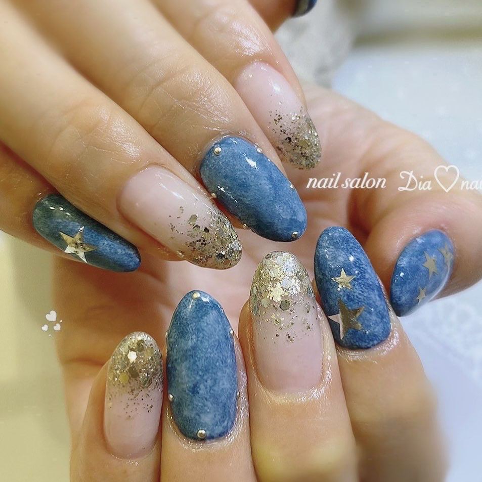 Dia..nail