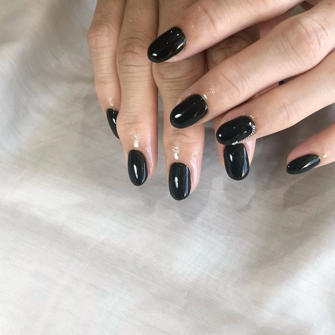 tol_nail