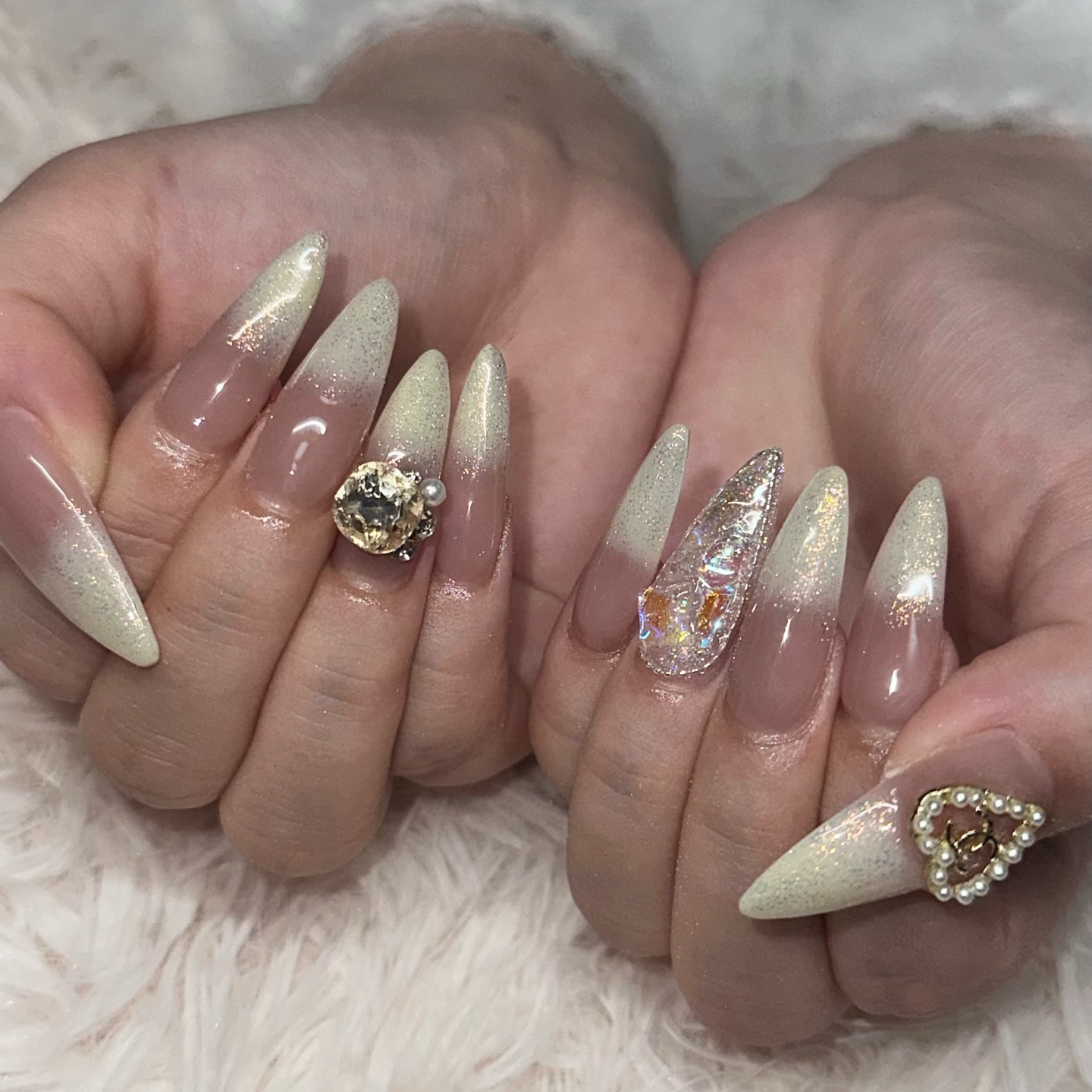 llai_nail