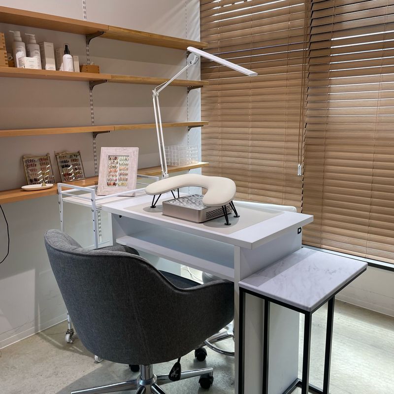 Total beauty salon HISNAIL