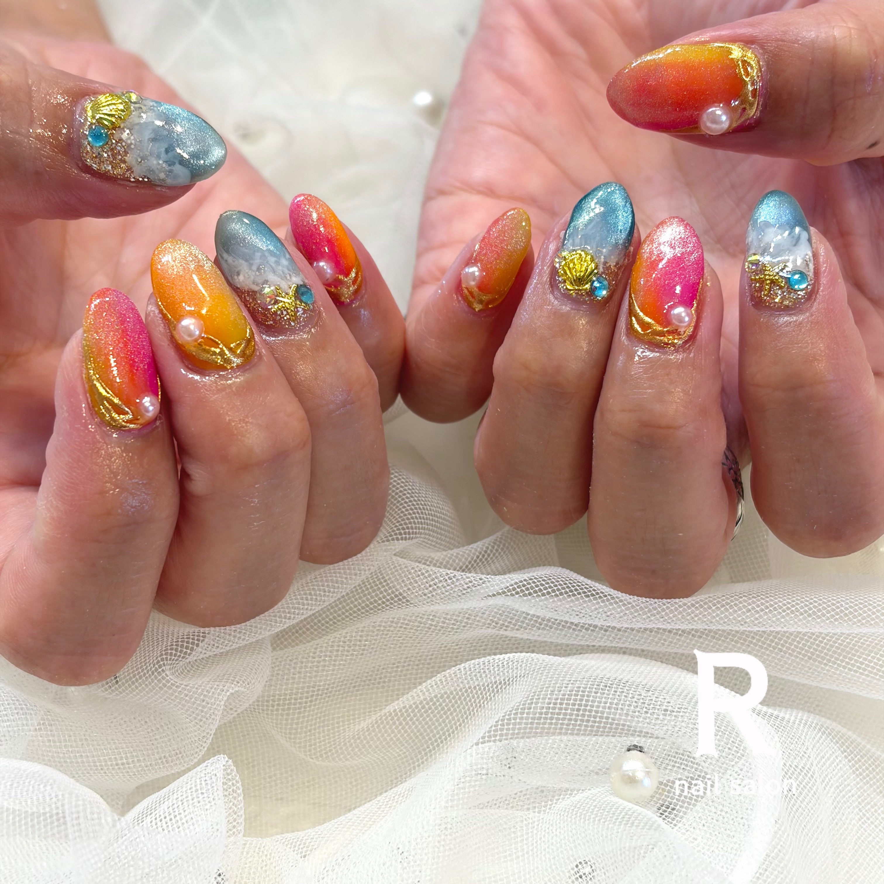 nail_r_akabane