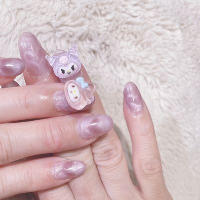 マイメロ、シナモン、キティパーツ
2本 ジェルネイル