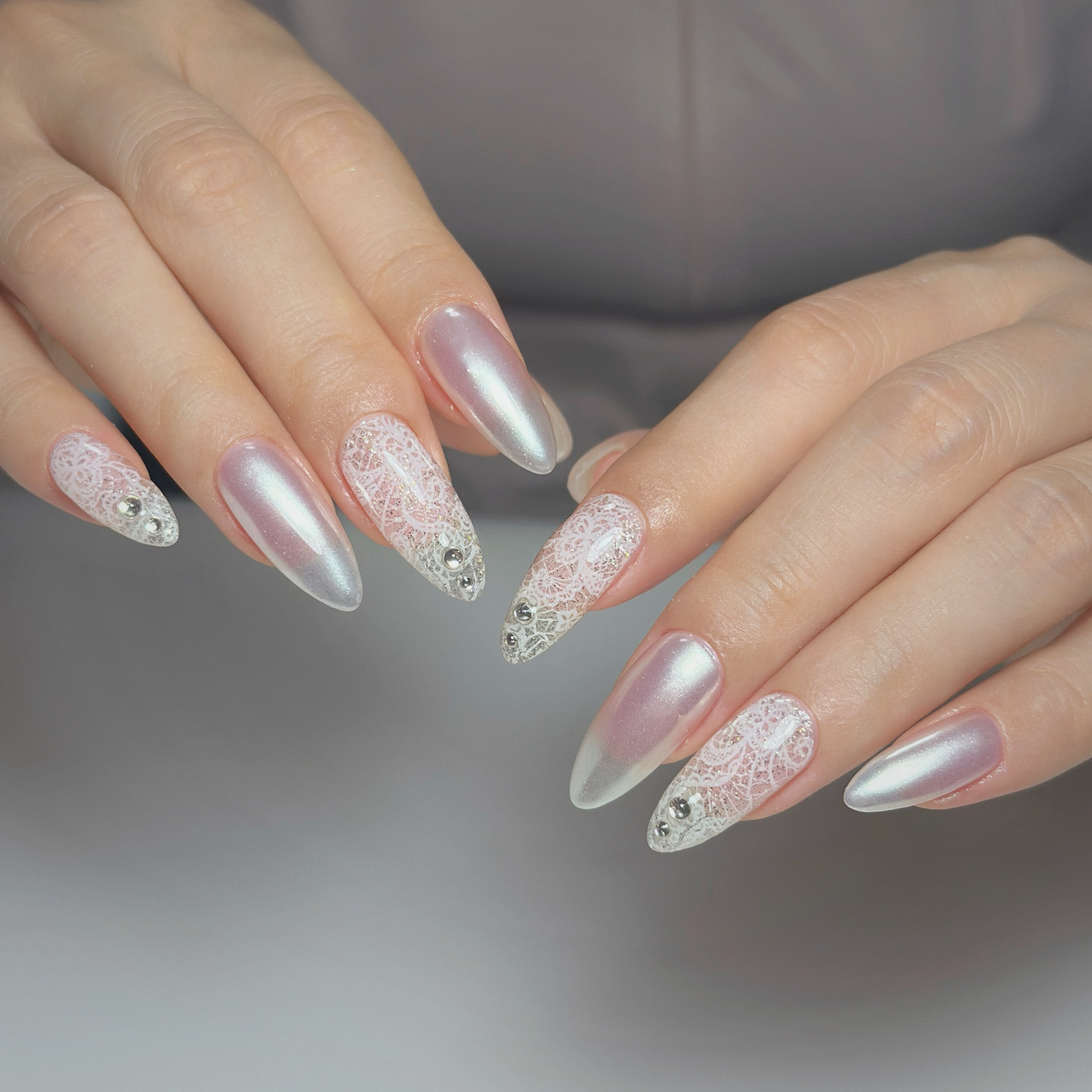 thumbs.up.nail