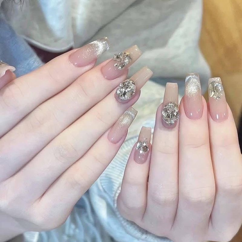 LuCie Nail