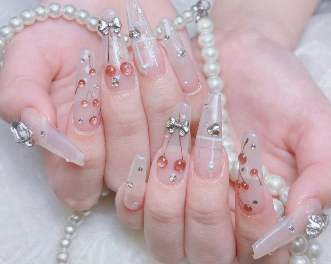 Nhi_nail2412