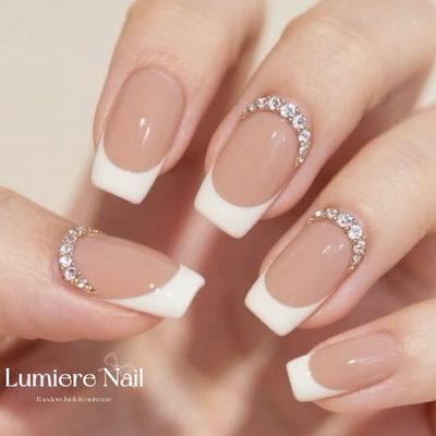 【シンプルなのに上品★】王道人気のフレンチネイル 7700円