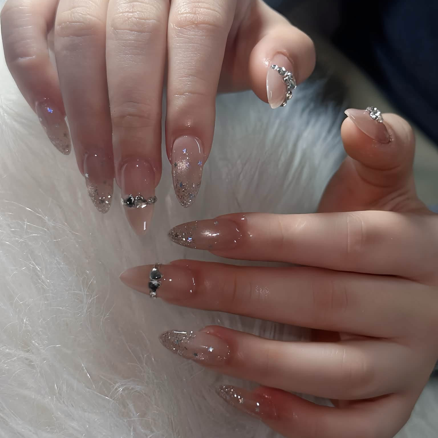 Julie_nail