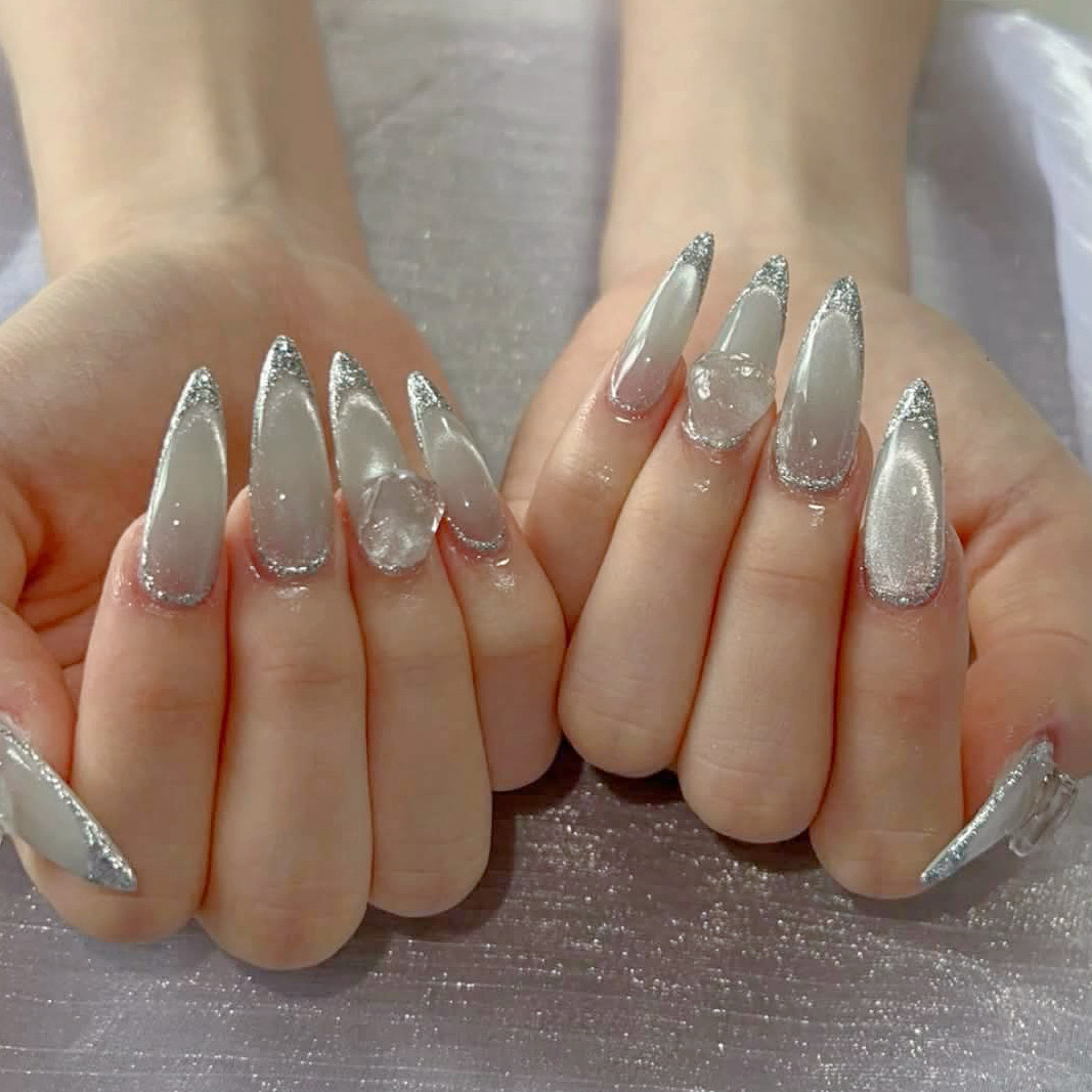 Harry_nail